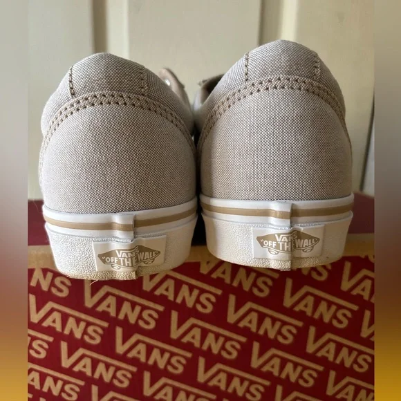 Vans Ward Lo Sneaker - Women's - Picture 4 of 4